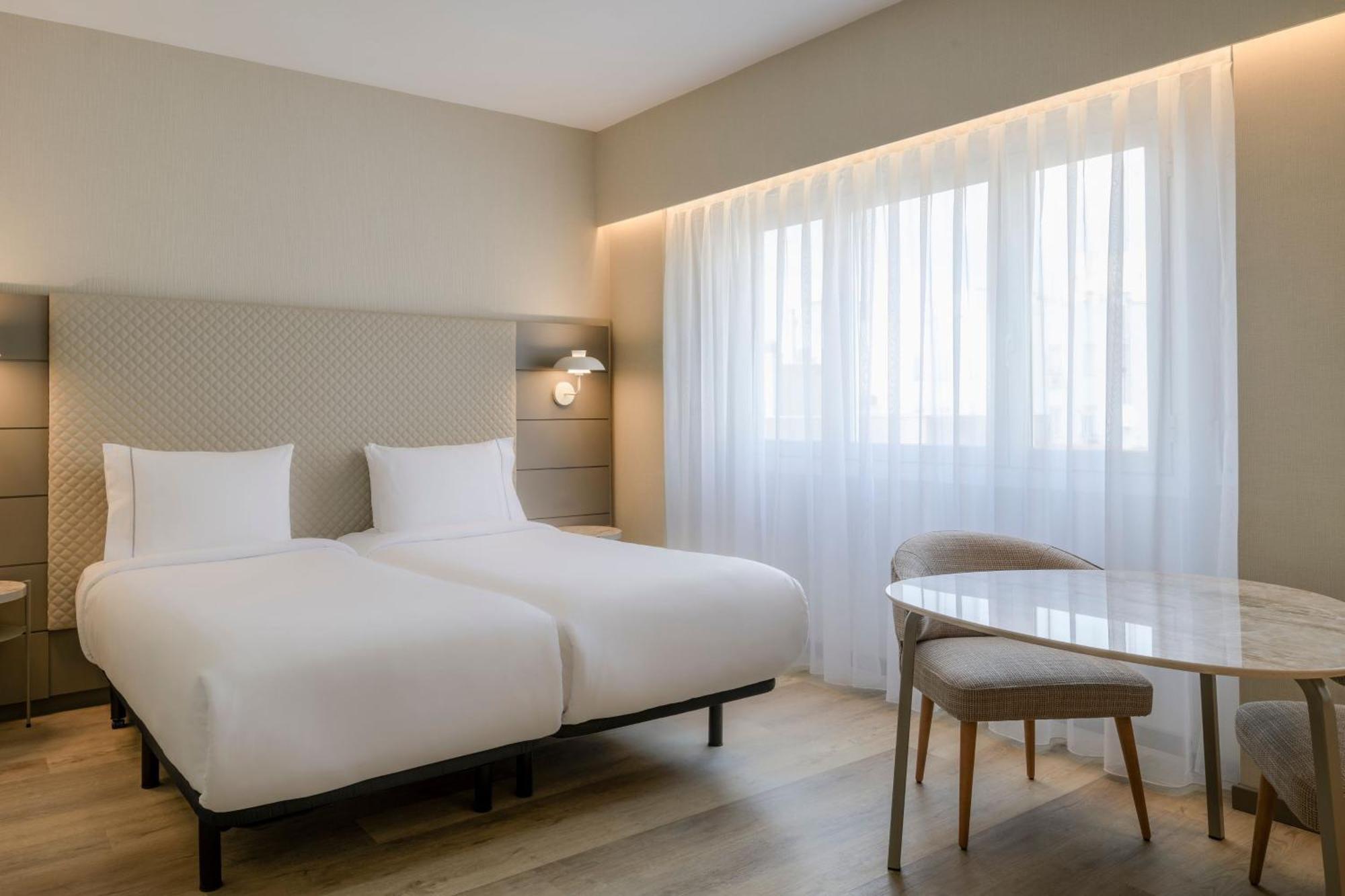 Ac Hotel Carlton Madrid By Marriott Экстерьер фото